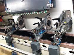 Valmet Slitter Positioning System Fast uses separate motors and sensors for ultrafast slitter positioning.