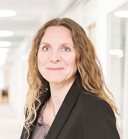 Emmeli Olén, Director of Valmet Learning Services, believes in reducing risks, improving productivity, and increasing profitability.