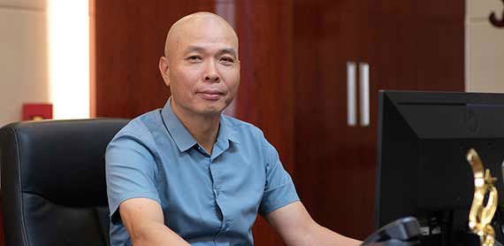 steven-hung-managing-director-asia-symbol-570x277.jpg