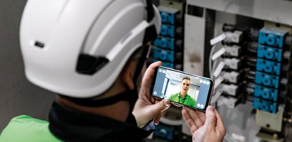 Valmet uses several digital tools to connect service experts with customers, as well as with each other.