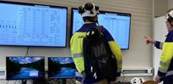 Valmet services at PVO-Vesivoima's Raasakka control room_ 570.jpg