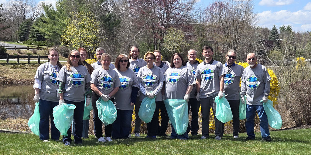 Community clean-up in Bedford, NH