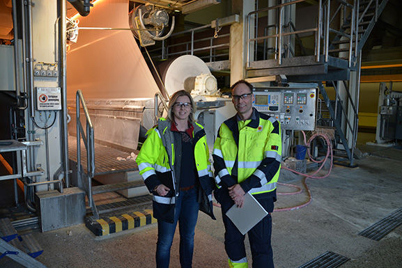 Marie Morin and Peter Grabner at a coating station