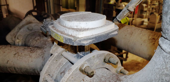 Valmet TS in the gravity dewatering table feed pipe