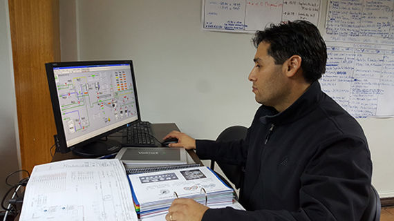 A total of 18 people took part in the classroom and simulator training, focusing on basic knowledge of the new equipment.