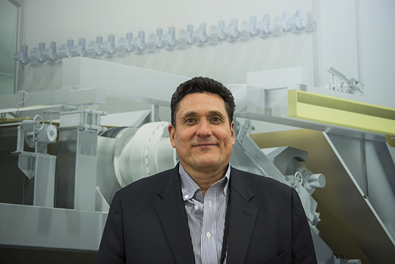 “Choosing the Advantage DCT machine was quite easy. The ViscoNip makes it the most efficient and best choice for the grades we need to produce,” Zarate c­ontinues.