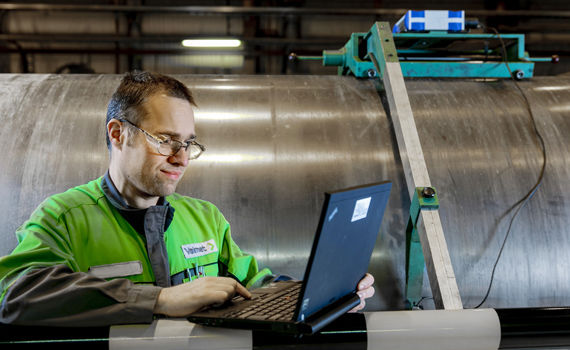 Roll covers for papermaking by Valmet