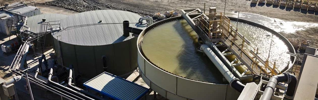 Controle de fluxo para processamento mineral e aplicações exigentes de lama
