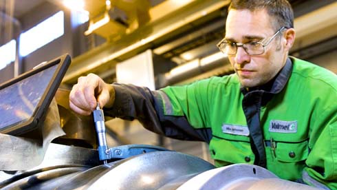 Roll upgrade services for pulp machines