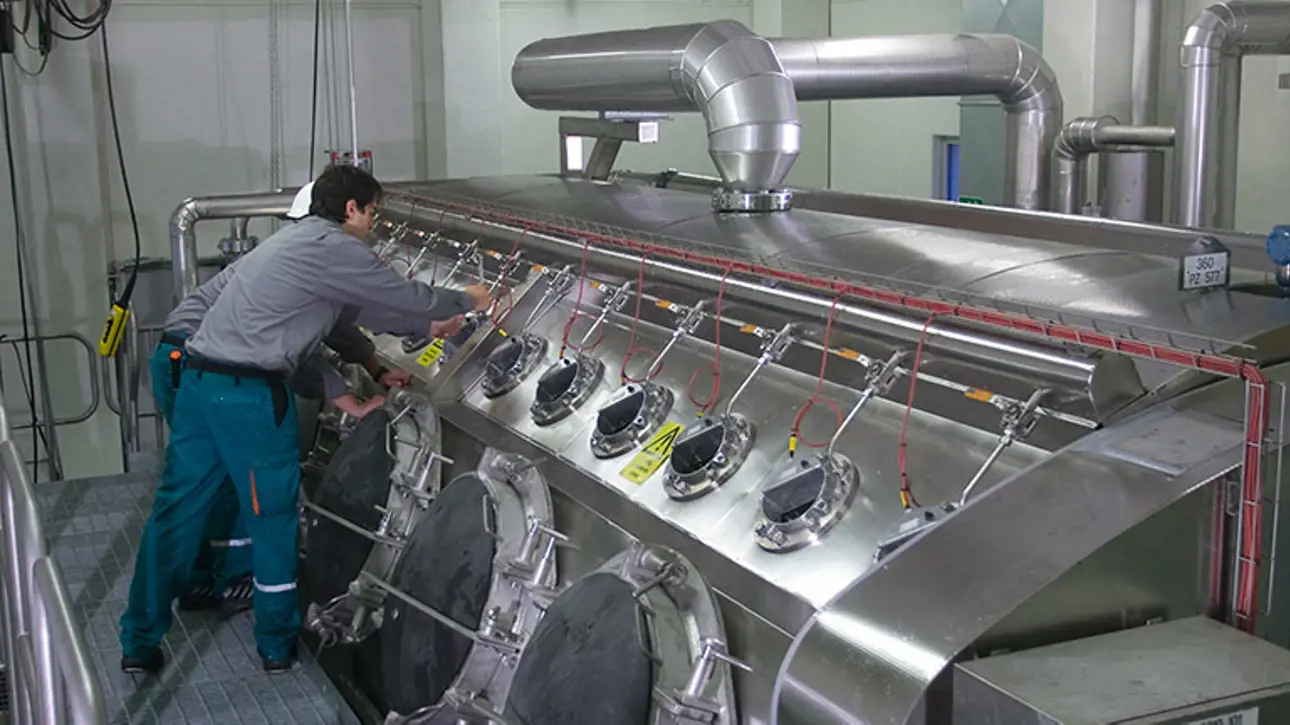 White liquor plant field services for pulp producers